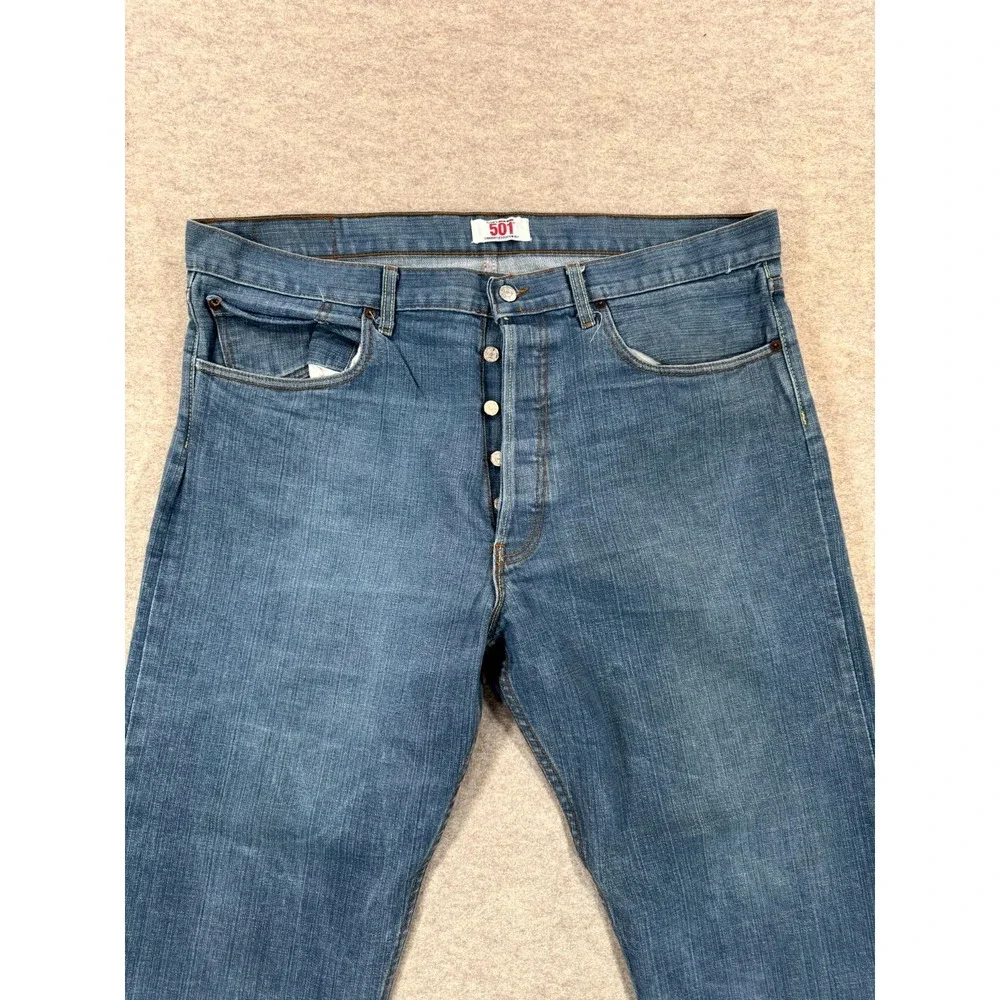 Levis 501 Original Fit Straight Jeans Mens 42x32 Blue Denim High Rise Button Fly